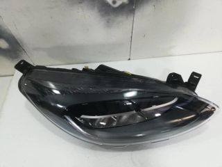 bontott FORD FIESTA VIII Jobb Ledes Fényszóró
