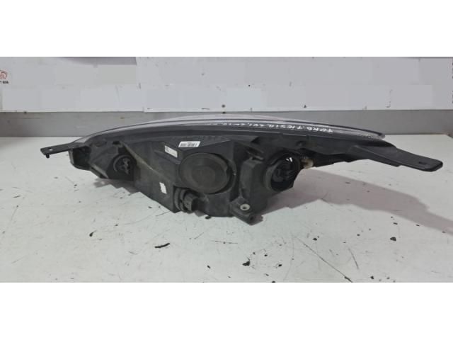 bontott FORD FIESTA VIII Jobb Ledes Fényszóró