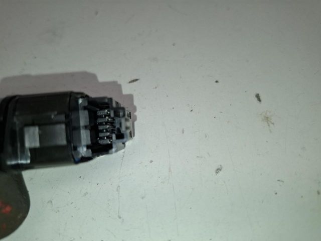 bontott FORD FIESTA VIII Központizár Kapcsoló