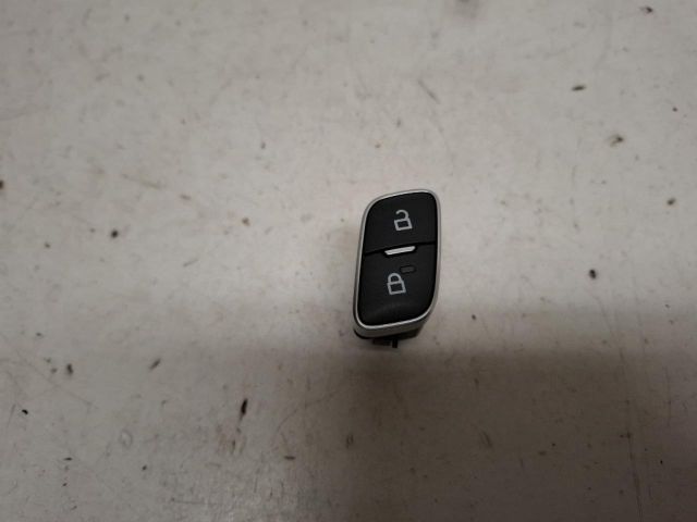 bontott FORD FIESTA VIII Központizár Kapcsoló