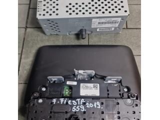 bontott FORD FIESTA VIII Navigációs Fejegység