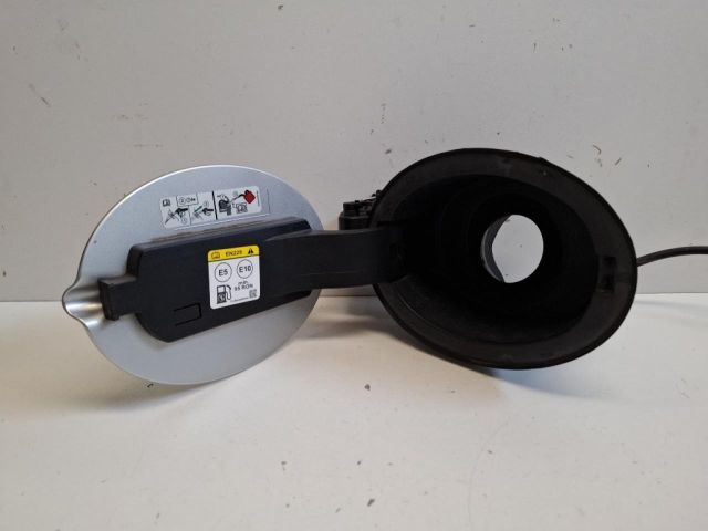 bontott FORD FIESTA VIII Tankajtó