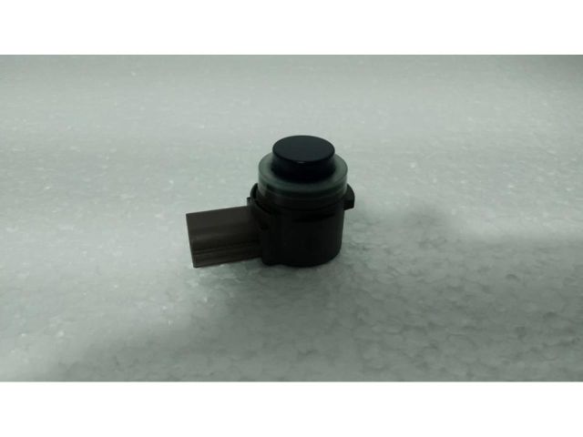 bontott FORD FIESTA VIII Tolatóradar Fej