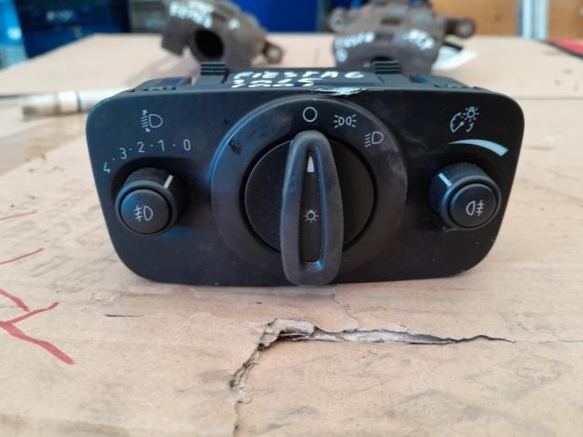 bontott FORD FIESTA VIII Világítás Kapcsoló