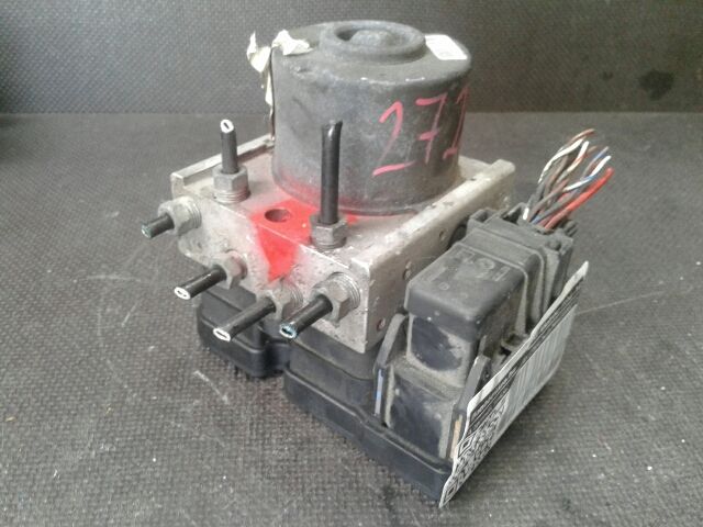 bontott FORD FOCUS C-MAX I ABS Kocka