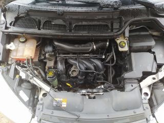 bontott FORD FOCUS C-MAX I Bal első Csonkállvány Kerékaggyal