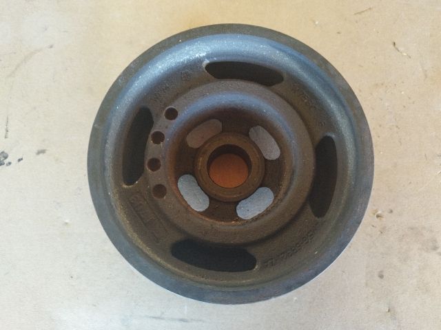 bontott FORD FOCUS C-MAX I Főtengely Szíjtárcsa