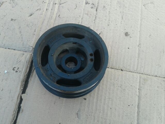 bontott FORD FOCUS C-MAX I Főtengely Szíjtárcsa