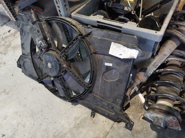 bontott FORD FOCUS C-MAX I Hűtőventilátor