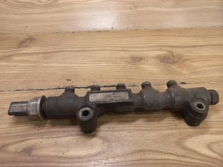 bontott FORD FOCUS C-MAX I Közösnyomócső