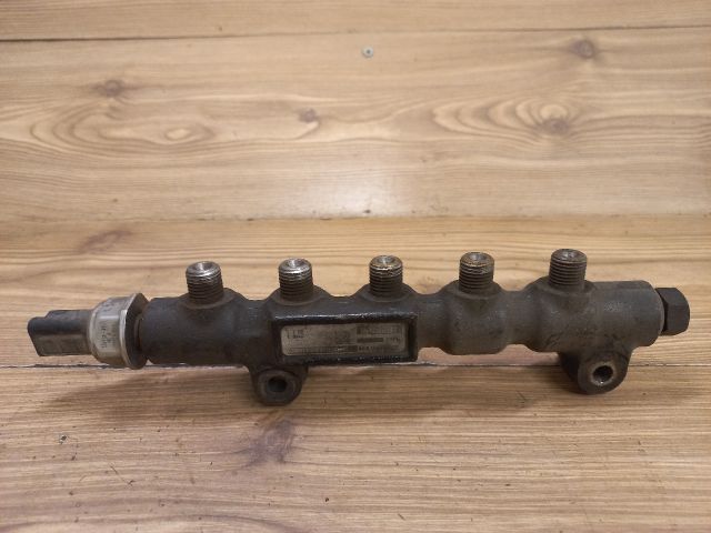 bontott FORD FOCUS C-MAX I Közösnyomócső