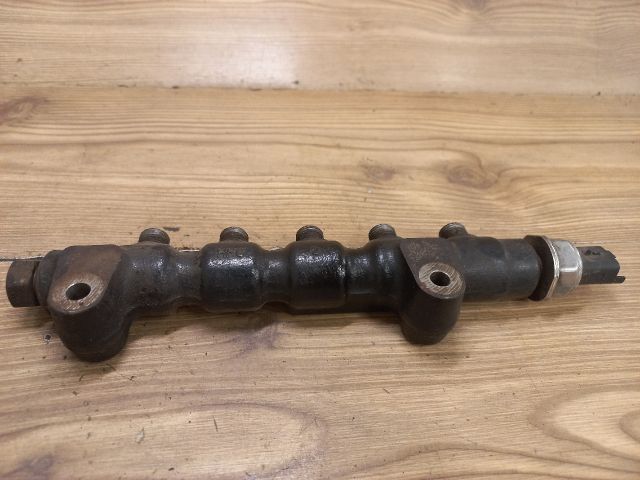 bontott FORD FOCUS C-MAX I Közösnyomócső