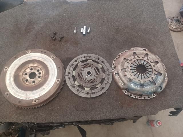 bontott FORD FOCUS C-MAX I Kuplung Szett (Szerkezet, Tárcsa)