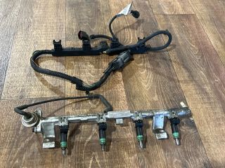 bontott FORD FOCUS C-MAX I Porlasztó Sor / Híd