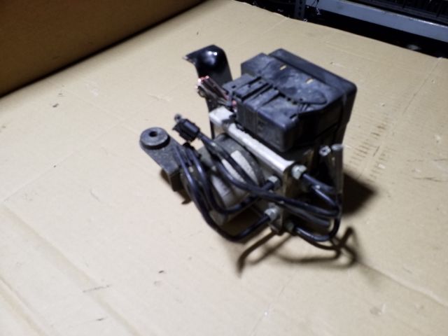 bontott FORD FOCUS C-MAX I ABS Kocka