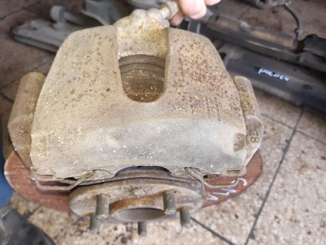 bontott FORD FOCUS C-MAX I Bal első Csonkállvány Kerékaggyal