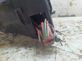 bontott FORD FOCUS C-MAX I Biztosítéktábla Motortér