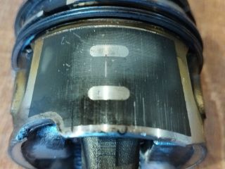 bontott FORD FOCUS C-MAX I Dugattyú és Hajtókar