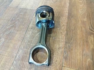 bontott FORD FOCUS C-MAX I Dugattyú és Hajtókar