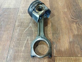 bontott FORD FOCUS C-MAX I Dugattyú és Hajtókar