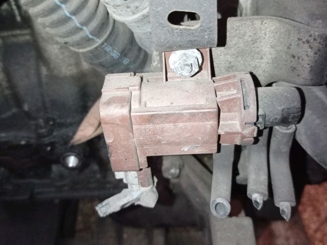 bontott FORD FOCUS C-MAX I EGR / AGR Vákum Szelep