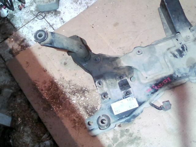 bontott FORD FOCUS C-MAX I Első Bölcső