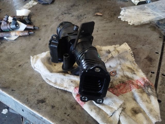 bontott FORD FOCUS C-MAX I Fojtószelep (Elektromos)