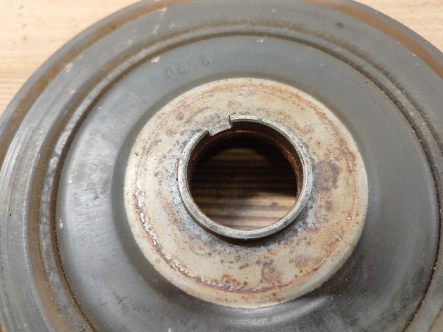 bontott FORD FOCUS C-MAX I Főtengely Szíjtárcsa