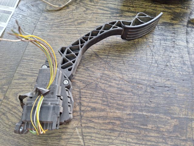 bontott FORD FOCUS C-MAX I Gázpedál (Elektromos)