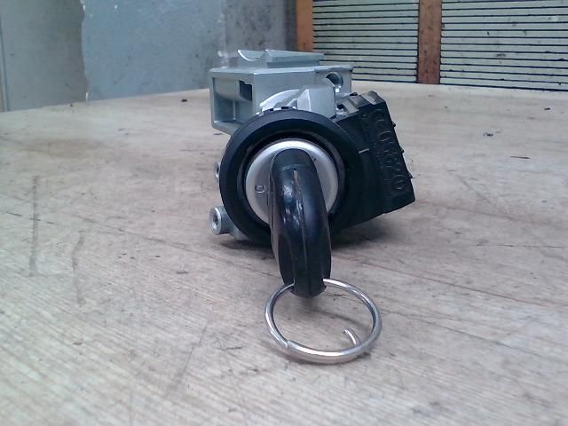 bontott FORD FOCUS C-MAX I Gyújtáskapcsoló