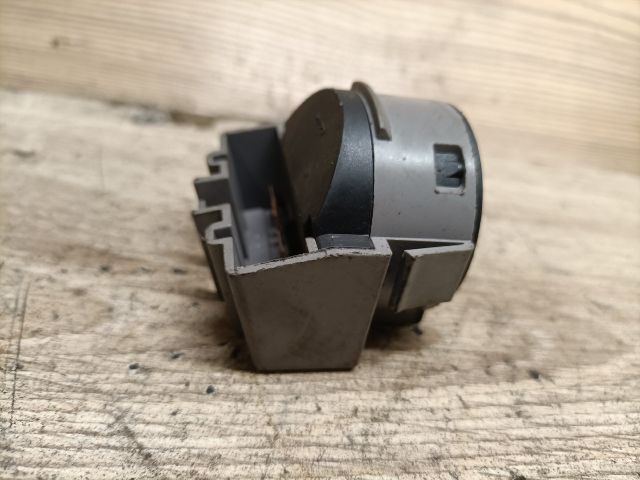 bontott FORD FOCUS C-MAX I Gyújtáskapcsoló