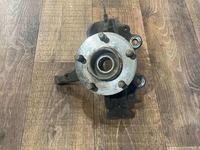 bontott FORD FOCUS C-MAX I Jobb első Csonkállvány Kerékaggyal