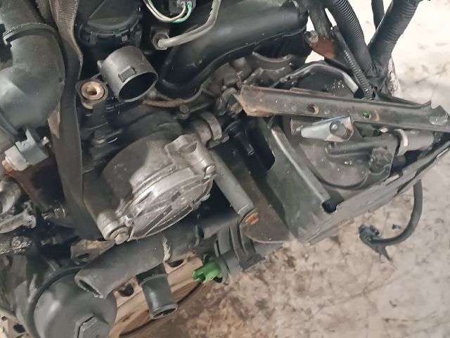 bontott FORD FOCUS C-MAX I Komplett Motor (Segédberendezésekkel)