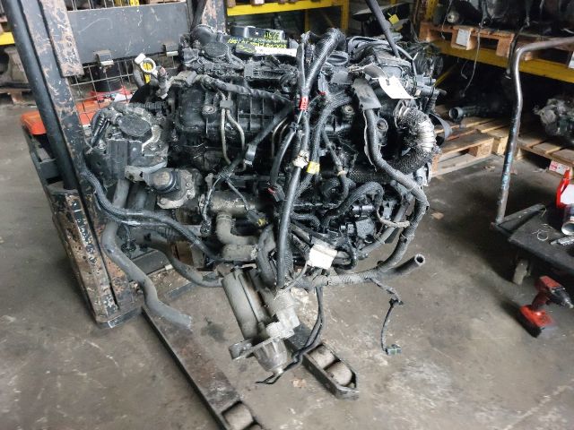 bontott FORD FOCUS C-MAX I Komplett Motor (Segédberendezésekkel)