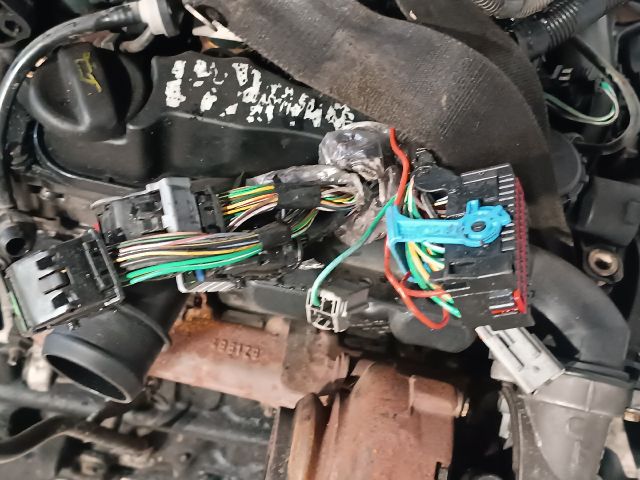 bontott FORD FOCUS C-MAX I Komplett Motor (Segédberendezésekkel)