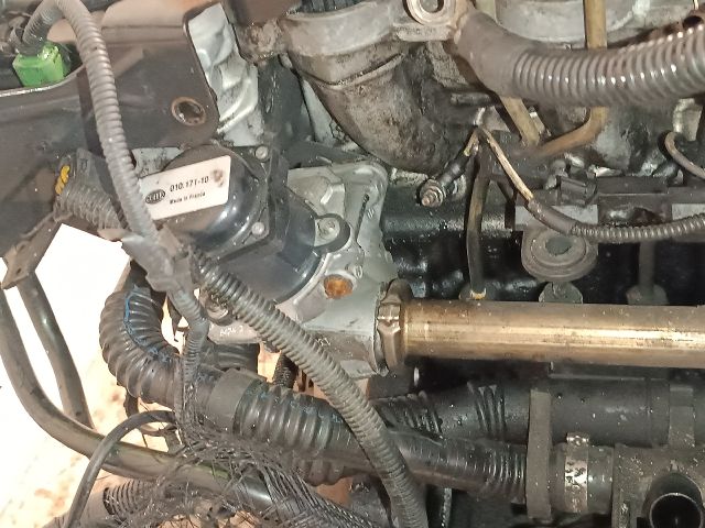 bontott FORD FOCUS C-MAX I Komplett Motor (Segédberendezésekkel)