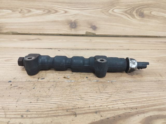 bontott FORD FOCUS C-MAX I Közösnyomócső