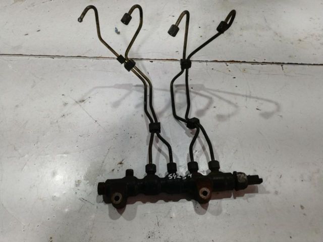 bontott FORD FOCUS C-MAX I Közösnyomócső