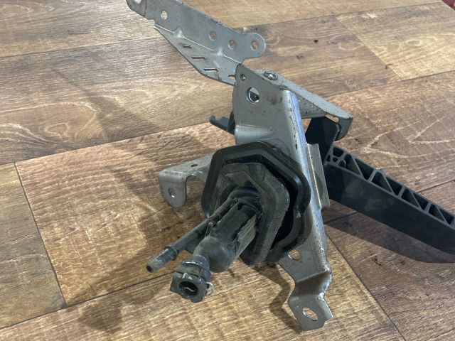 bontott FORD FOCUS C-MAX I Kuplung Pedál