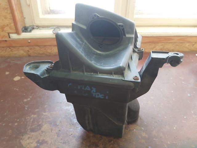 bontott FORD FOCUS C-MAX I Légszűrő Ház