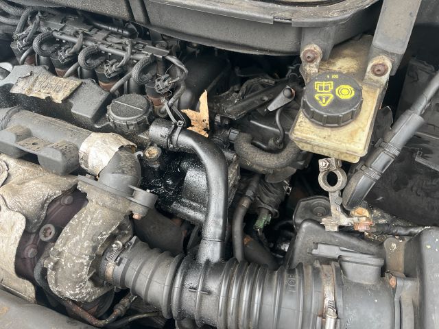 bontott FORD FOCUS C-MAX I Motor (Fűzött blokk hengerfejjel)