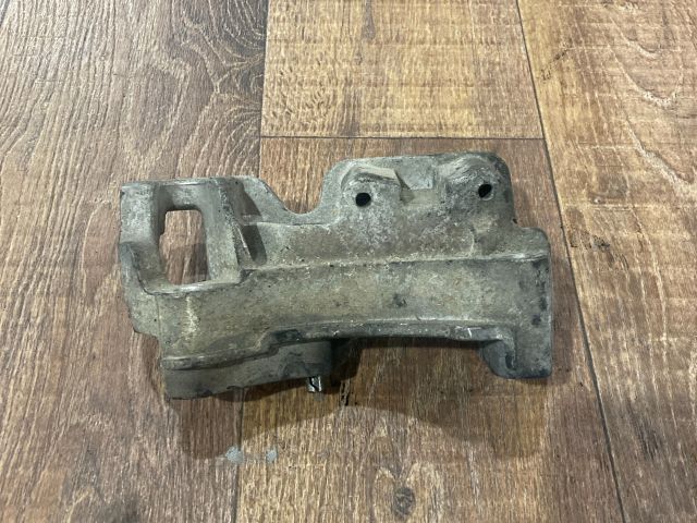 bontott FORD FOCUS C-MAX I Motor Tartó Bak (Fém)