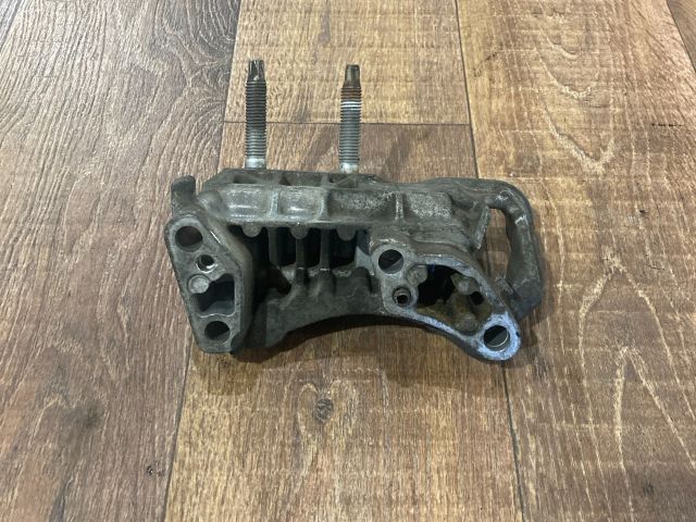 bontott FORD FOCUS C-MAX I Motor Tartó Bak (Fém)