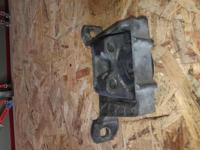 bontott FORD FOCUS C-MAX I Motor Tartó Bak Jobb