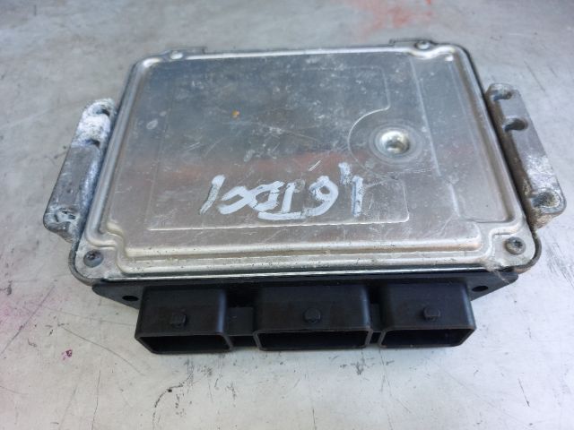 bontott FORD FOCUS C-MAX I Motorvezérlő