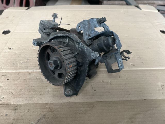 bontott FORD FOCUS C-MAX I Nagynyomású Szivattyú