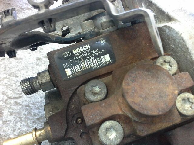 bontott FORD FOCUS C-MAX I Nagynyomású Szivattyú