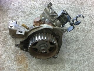 bontott FORD FOCUS C-MAX I Nagynyomású Szivattyú