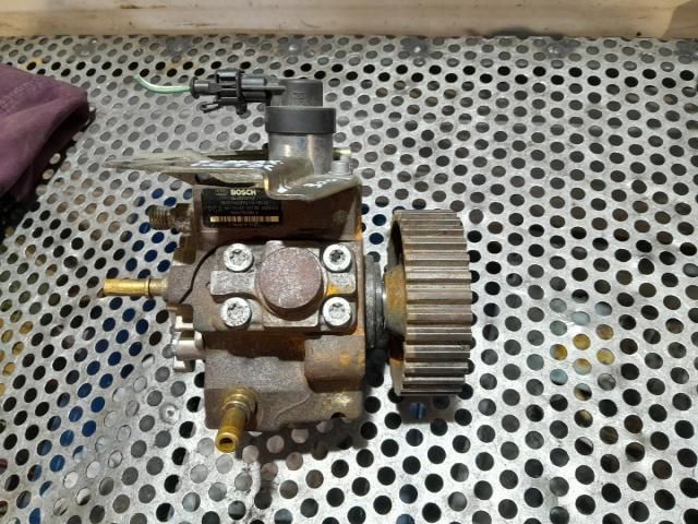 bontott FORD FOCUS C-MAX I Nagynyomású Szivattyú