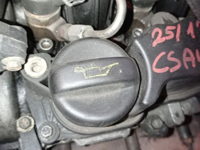 bontott FORD FOCUS C-MAX I Olajbeöntő Sapka